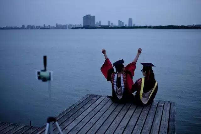 国产手机的“照骗”经济学：90后是活在照片里的一代