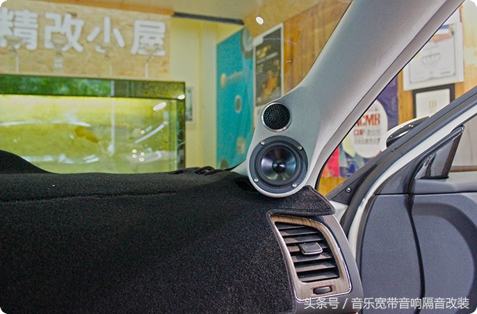 尼桑天籁音响改装,日产天籁音响改装倒模