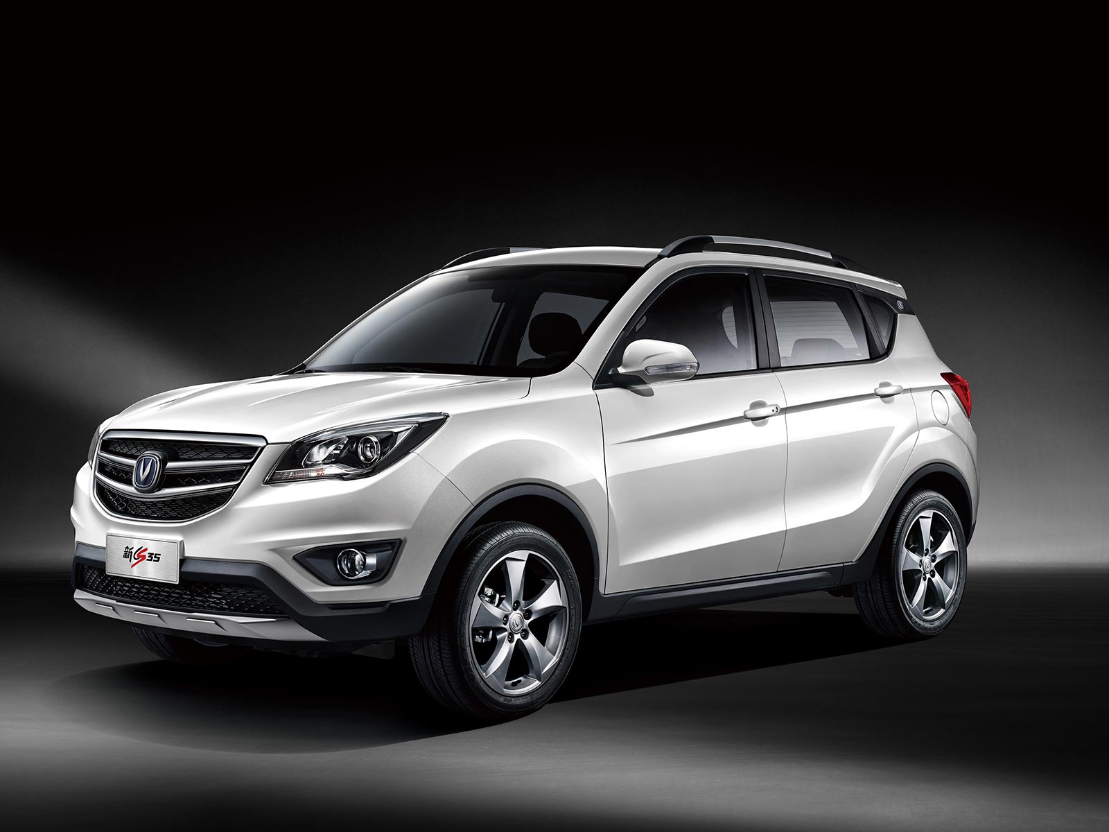 长安cs95新款六月销量,长安cs952016款四驱二手车价格