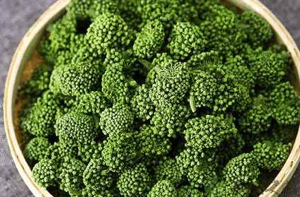 身体没问题可以吃三七吗,生理期能吃三七通胶囊吗