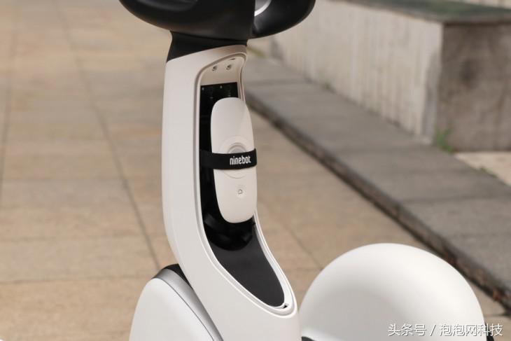 小米九号平衡车plus对比燃动版,小米九号平衡车和九号平衡车区别
