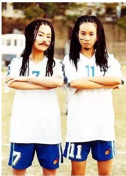 周星驰电影少林足球深度解析,少林足球演员评价周星驰