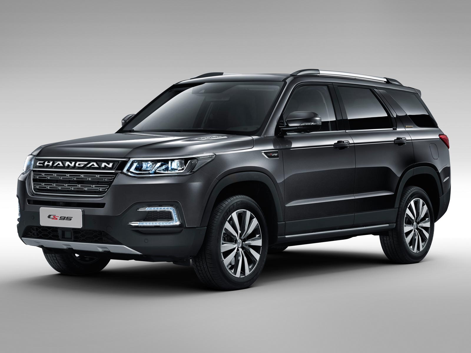 长安cs95新款六月销量,长安cs952016款四驱二手车价格