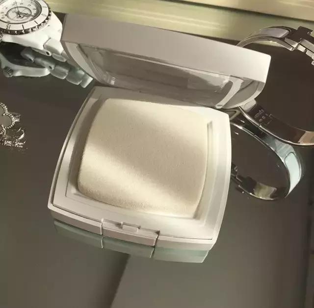 乔妹用的什么粉底液,乔妹粉底