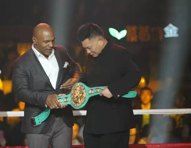 《美人鱼》后终于有片看了，甄子丹张晋“叶问3”王者归来