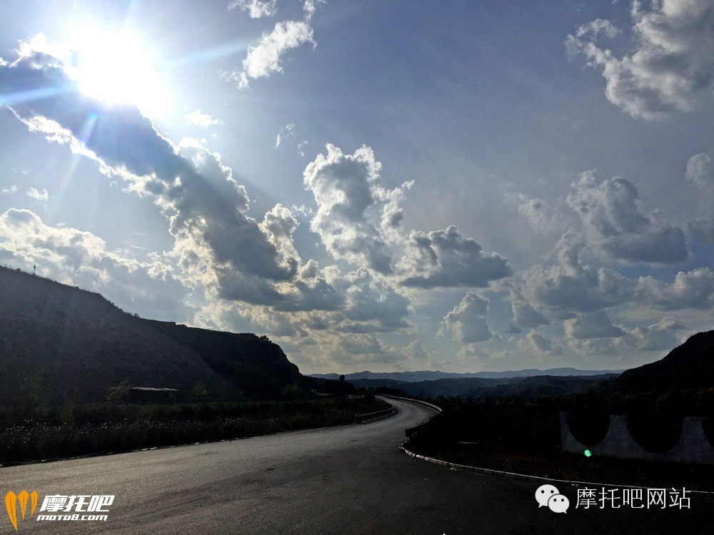 摩托梦！你一万公里的护航我600小时的守护