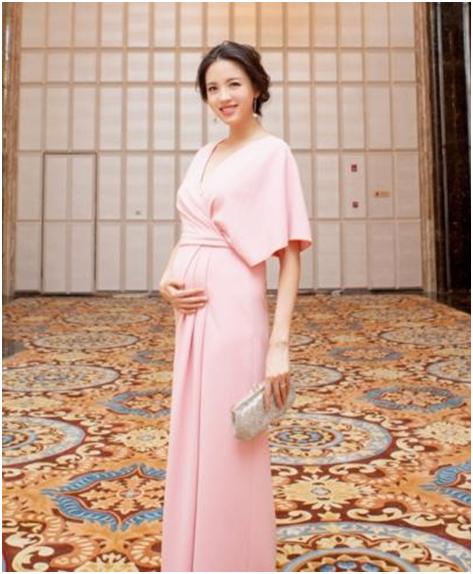 李小龙的演员陈国坤,陈国坤李小龙传奇里的美国明星