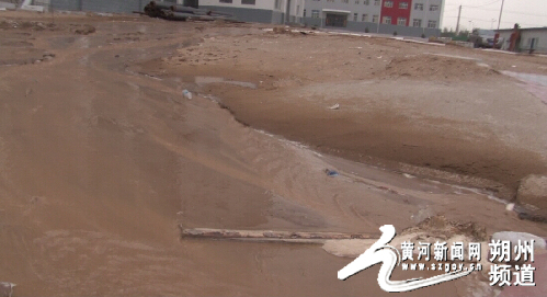 朔州元博中学生活用水呈黄色，校方打井未审批