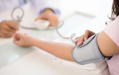 突发高血压的急救药是什么药,突发高血压急救小妙招