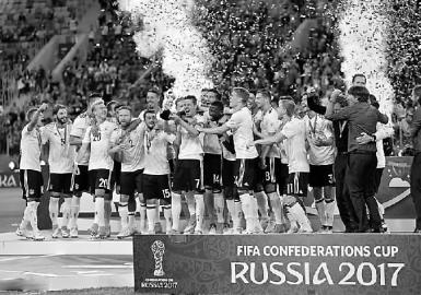 德国青训足球跑位意识训练,德国足球不是很强吗