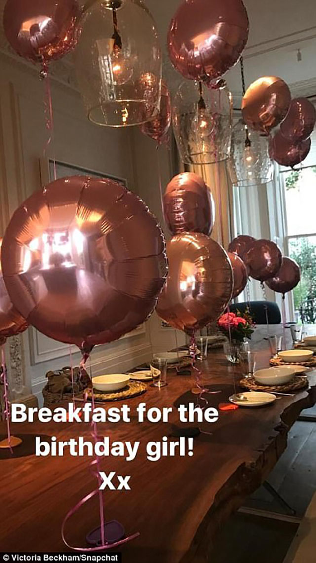 贝小七下厨贝克汉姆打下手,贝小七生日