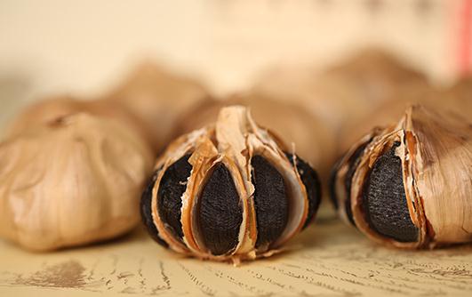 黑蒜到底是什么味,黑蒜有什么用为什么那么贵