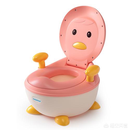 四岁女孩子尿频繁是怎么回事,4岁女孩子总尿湿裤子是什么原因