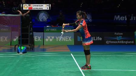 三次发球违例,如果发球违例该怎么办