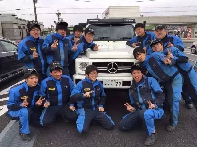 吉姆尼摇身一变奔驰g全时四驱,吉姆尼改奔驰大g多少钱