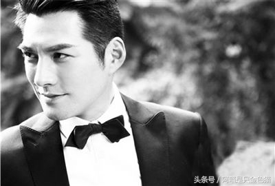 李易峰侧脸对比图,李易峰高清侧颜照片