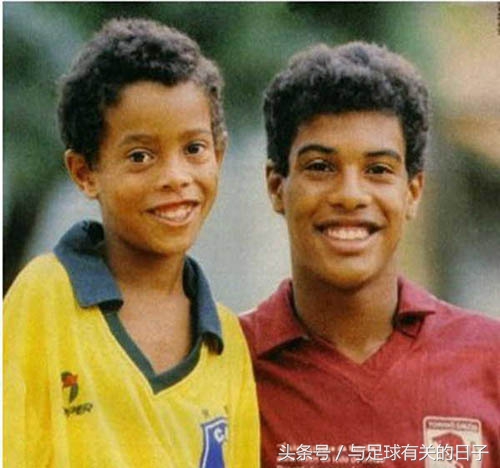 小罗罗纳尔迪尼奥巴萨,我是小罗呀