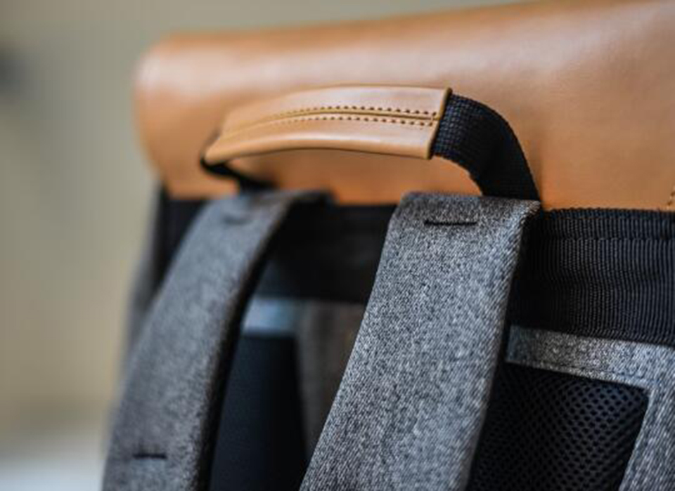 潮牌双肩包好看,潮牌双肩包时尚潮流图片