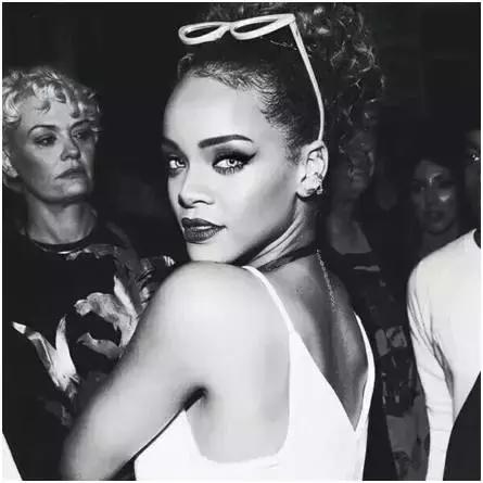 puma蕾哈娜蝴蝶结款2019,puma鞋子黑色蕾哈娜