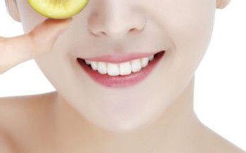 烤瓷牙的4大危害要当心,烤瓷牙一颗300元的危害