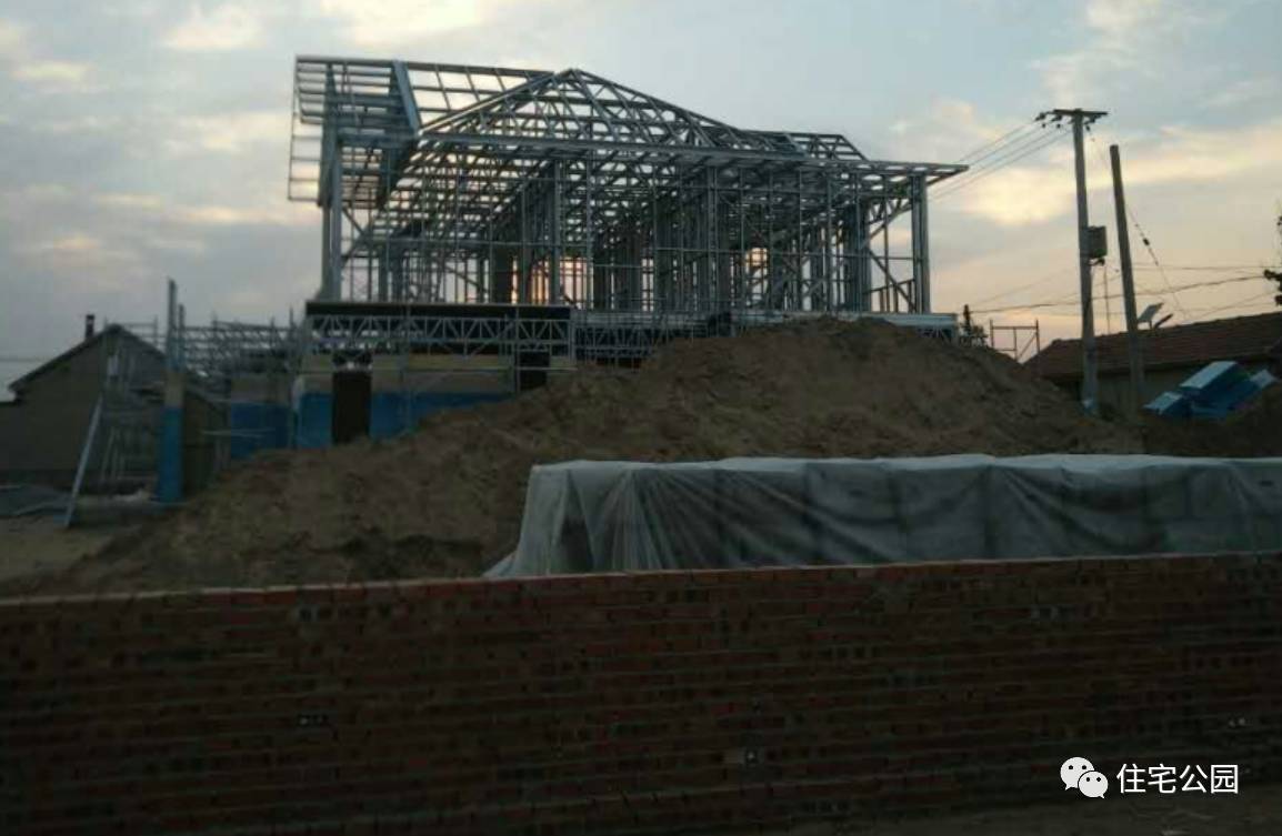 山东农村自建轻钢别墅报价,轻钢别墅农村5万二层楼房全包