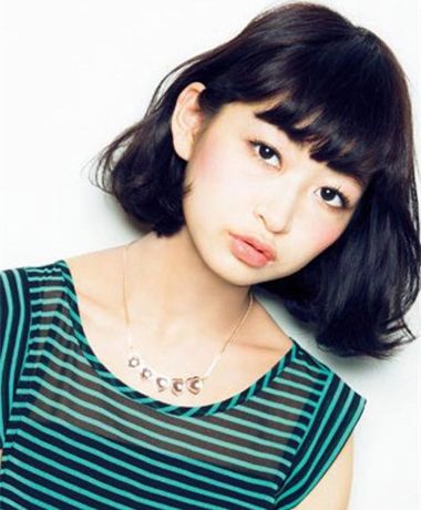 推荐几款好看的女生短发,十款女生最流行的短发