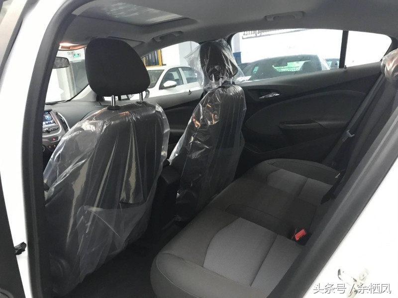 老款经典科鲁兹到底能不能买,2018新款科鲁兹与老款差异