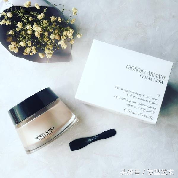 女士自然妆感素颜霜推荐,素颜霜遮瑕有光泽又透亮测评