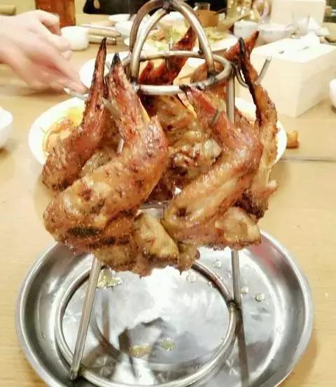 这是一条凶残的推送！8家“食肉兽”必吃的店！一口入魂···