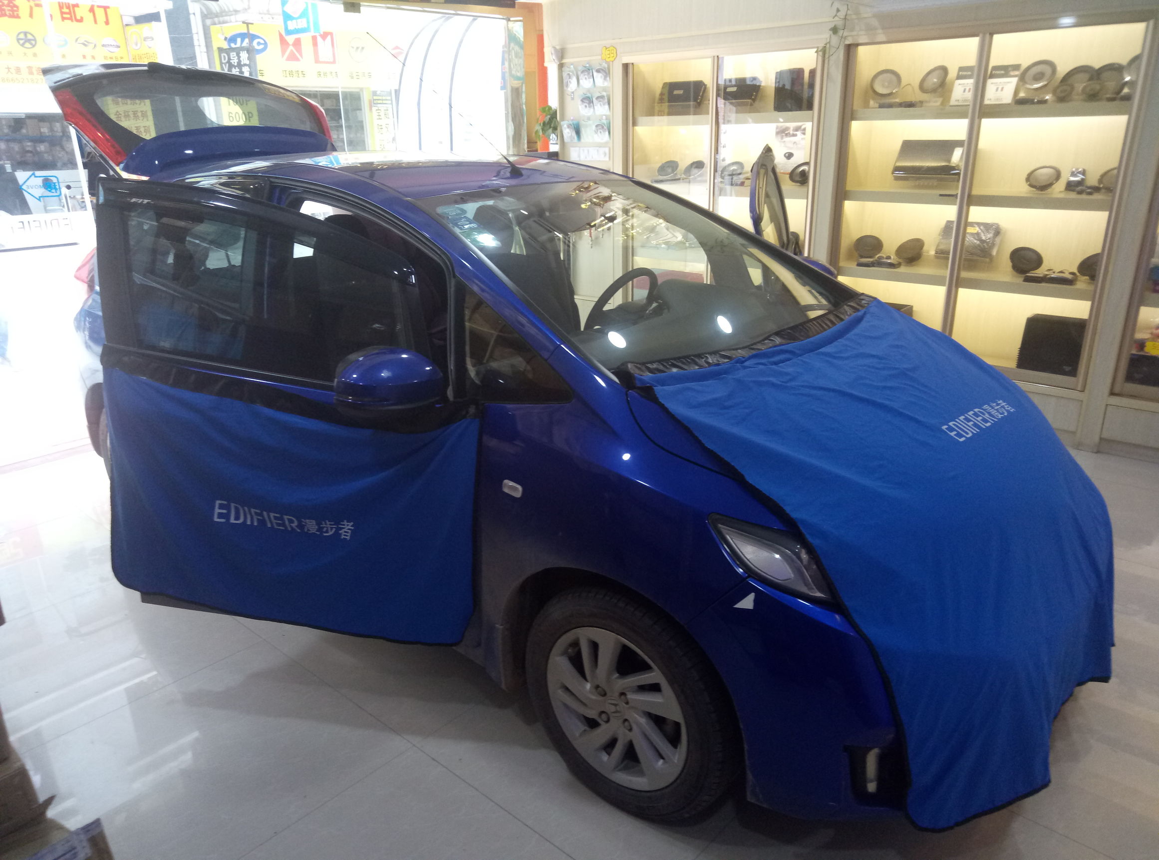 改装漫步者汽车音响全过程,惠州飞度改装音响漫步者