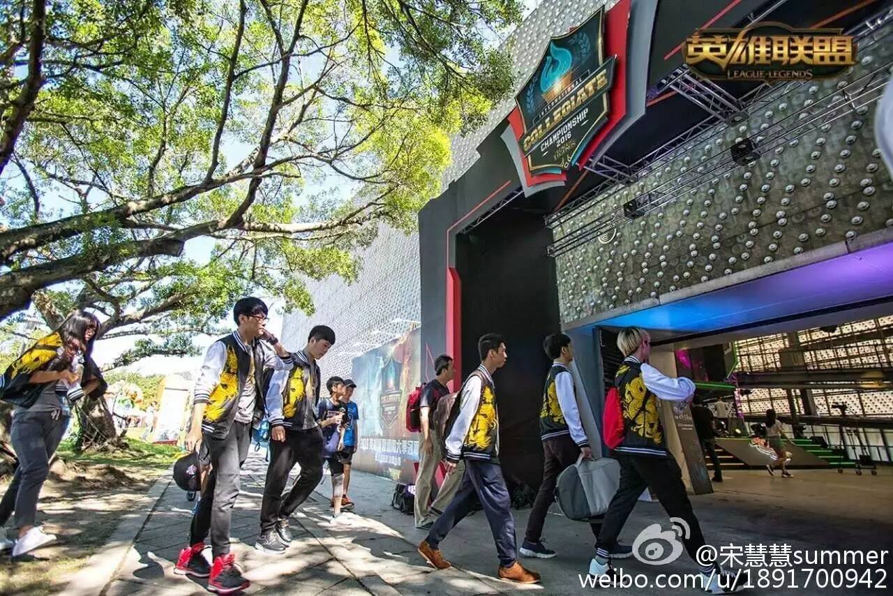 鐢电珵lol鎴橀槦澶哄啝,涔濊繛鑳滃洓澶轰笘鍥㈣禌鍐犲啗