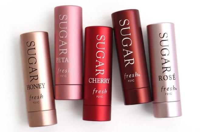 一生要吃多少口红,一辈子要吃掉多少口红