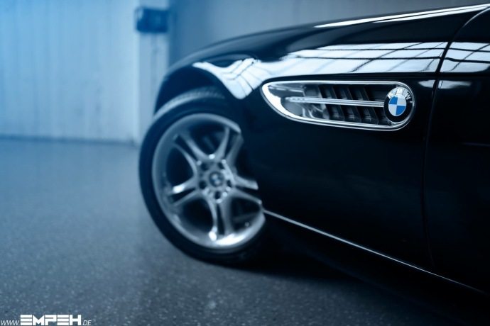 老款宝马z8,宝马z8多少钱一公里