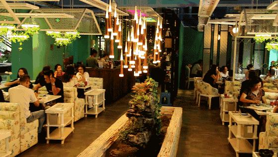 2.8折引爆全城!竟然在400平花园洋房里吃火锅!