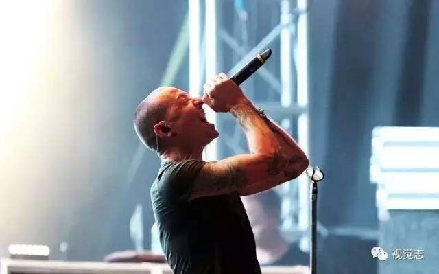 致敬林肯公园大合唱,致敬林肯乐队的那首歌叫什么