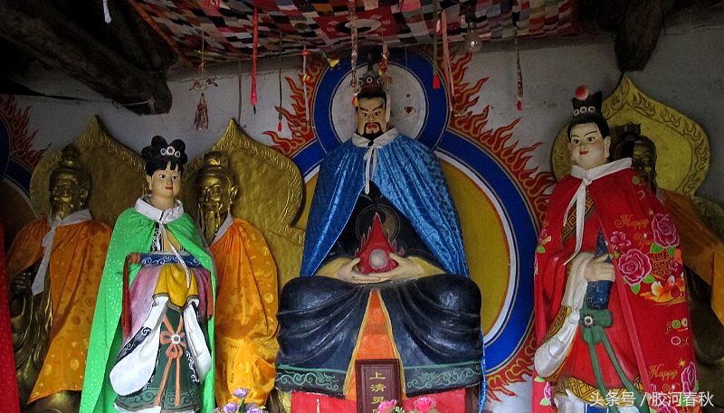 旧时,不生孩子怎么办?拜神拴娃