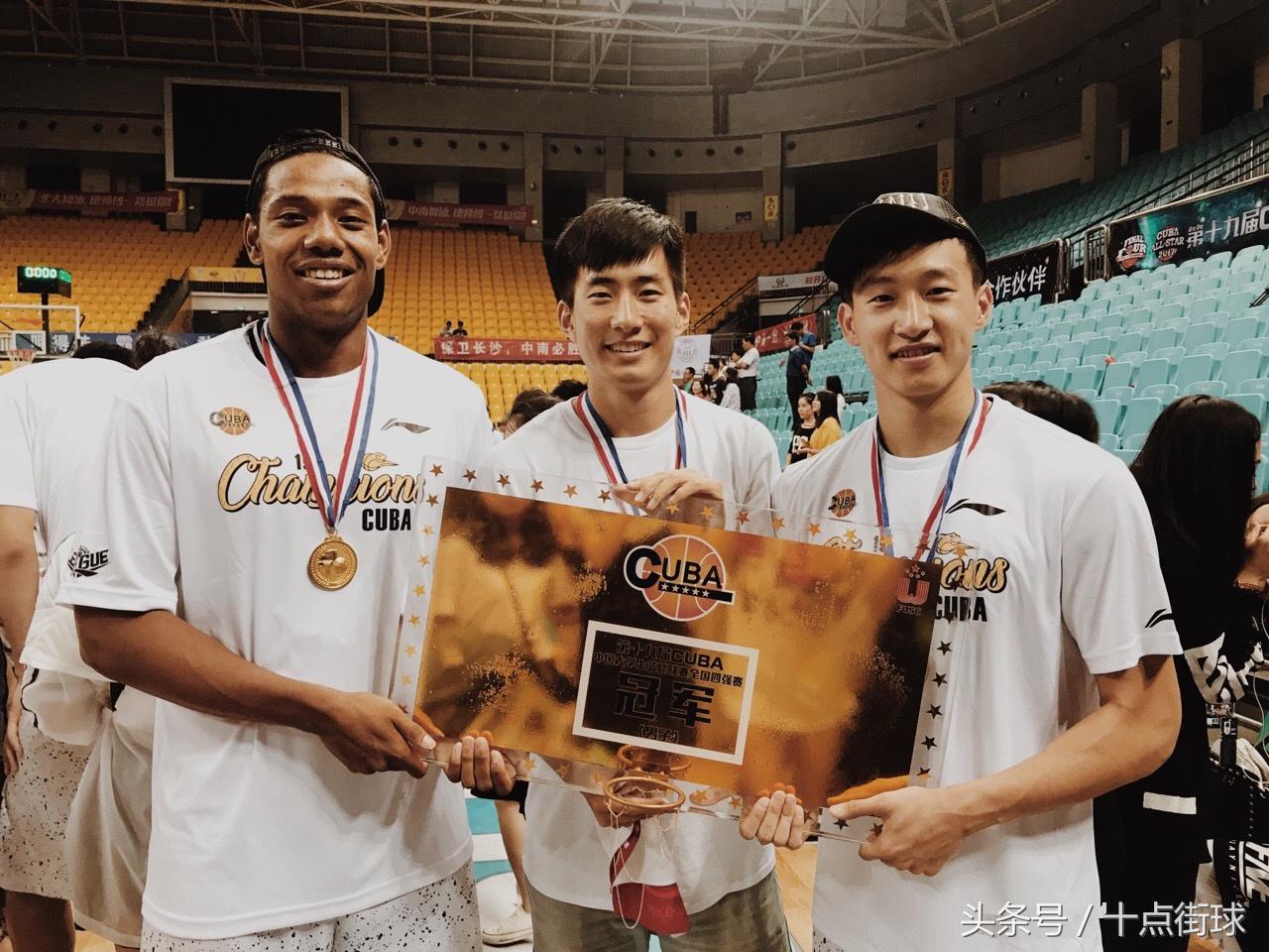 中国篮球即将诞生第二名黑人混血球员，曾获韦德盛赞：天赋太好，未来能进NBA！