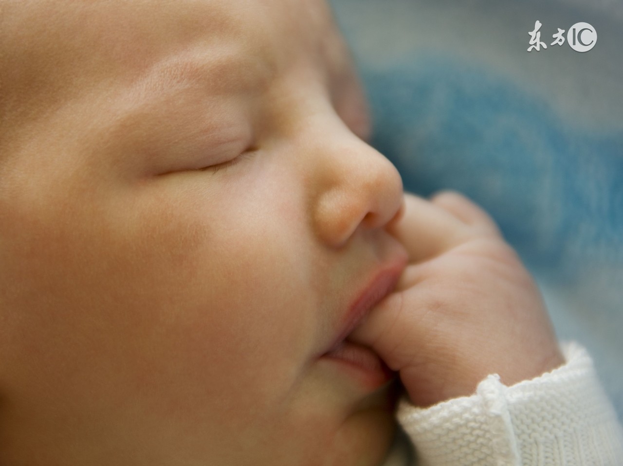 新生儿鹅口疮不管它会痊愈么,新生儿鹅口疮怎么能彻底清除