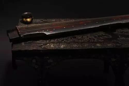 古人如何布置温馨的书房,书房除了文房四宝还摆什么