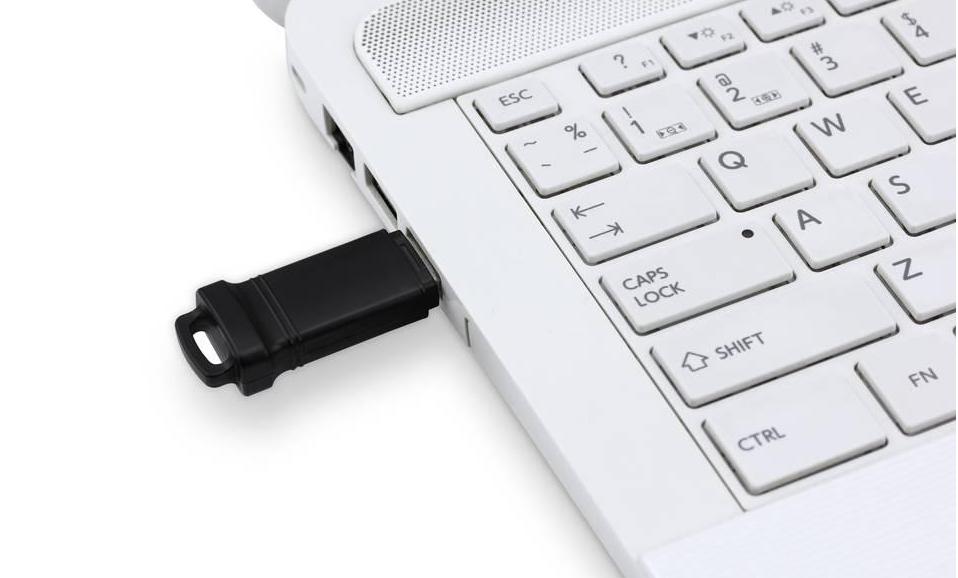 u盘装系统需要装u盘启动工具么,u盘装系统还可以装其他东西吗