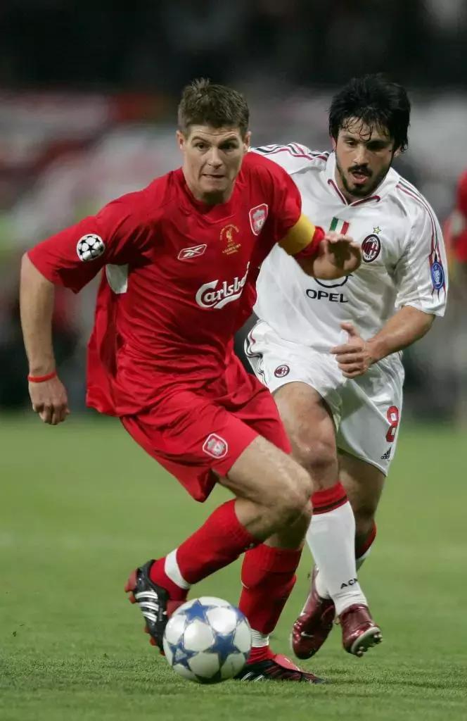 阿迪达斯足球鞋为什么很强,阿迪达斯纪念足球鞋