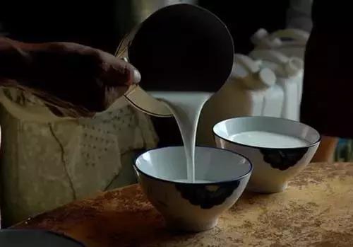 去塔城喝什么饮料,去塔城需要什么条件