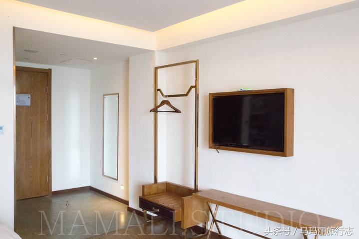 住赏气质喆啡，一辆复古老爷车把你接到咖啡馆的家