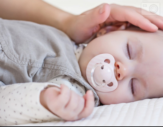 很难哄的宝宝会智力有问题吗,宝宝难哄睡怎么办