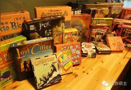 朋友聚会用什么方式最好,多人聚会可以玩什么桌游