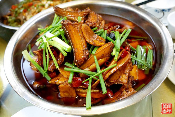 美女说龙兴，你不是一个没有故事的老菜馆！