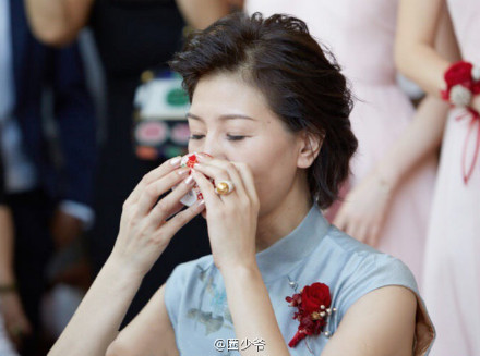 刘诗诗妈妈引领旗袍风，盘点最美女星旗袍造型