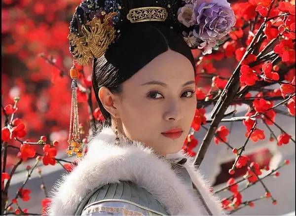甄嬛传中的还珠老佛爷,还珠格格里的老佛爷是甄嬛吗视频