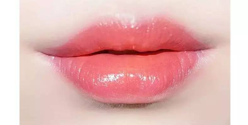 收藏大牌口红图片,大牌唇膏推荐必买色号