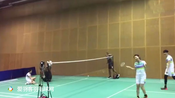 赵芸蕾和鲍春来比赛,赵芸蕾与张楠逆转